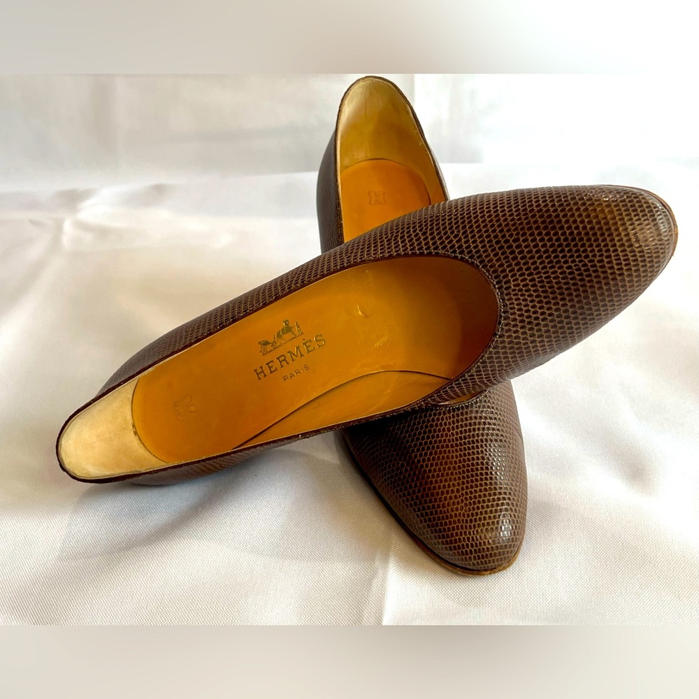 Hermès Brown Lizard-Textured Leather Heels